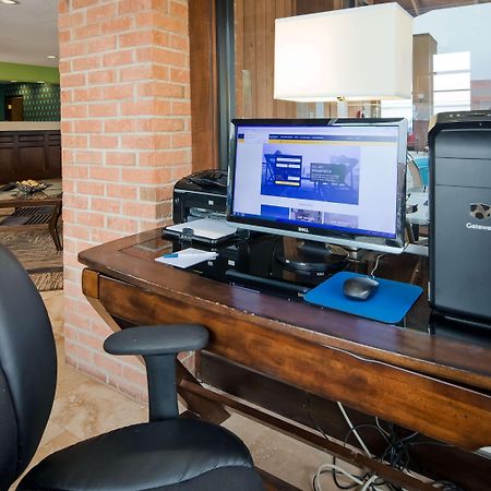 Best Western Norwalk Ανέσεις φωτογραφία