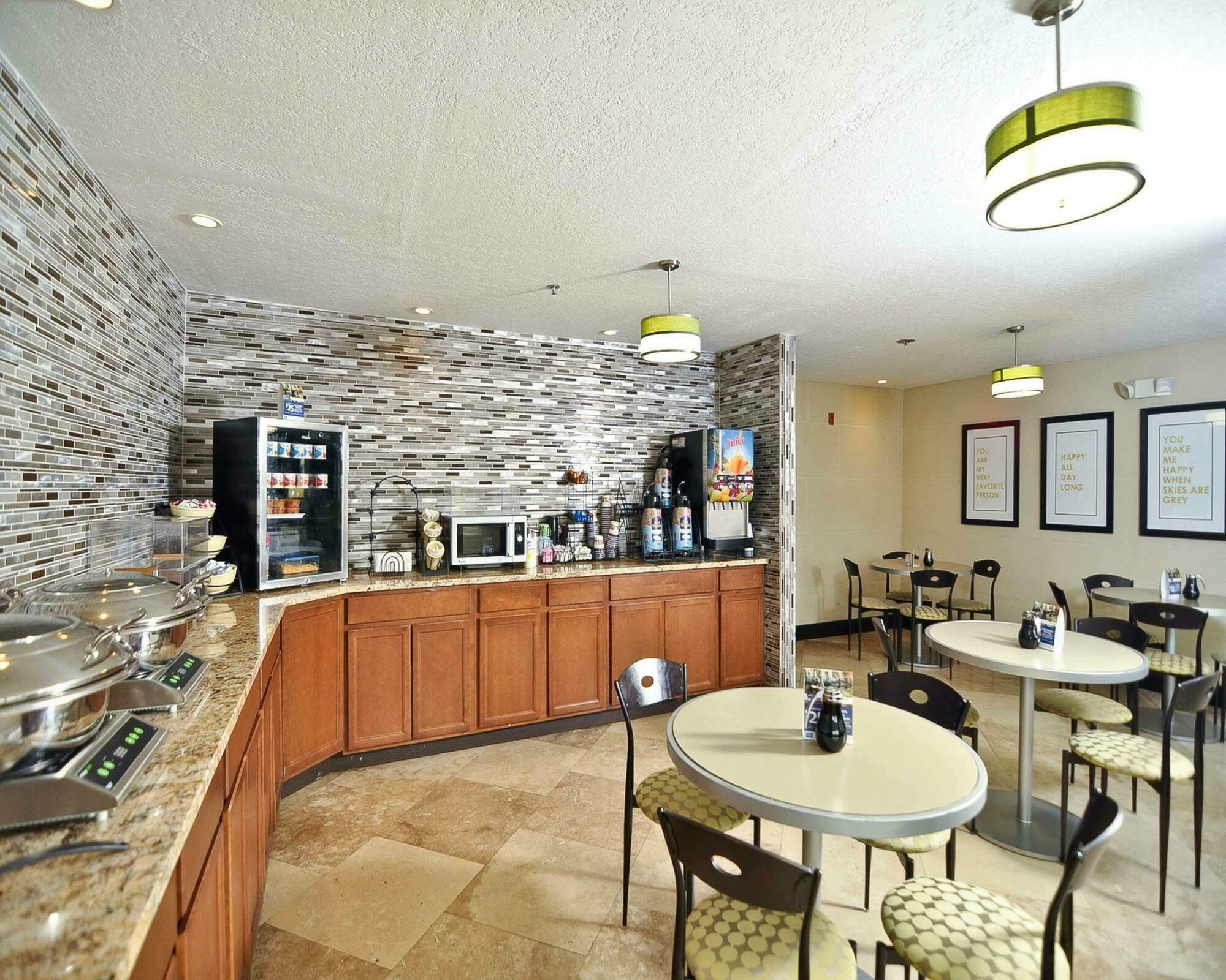 Best Western Norwalk Εξωτερικό φωτογραφία